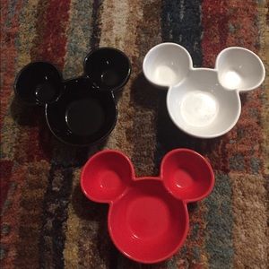 3 Disney Ceramic bowls